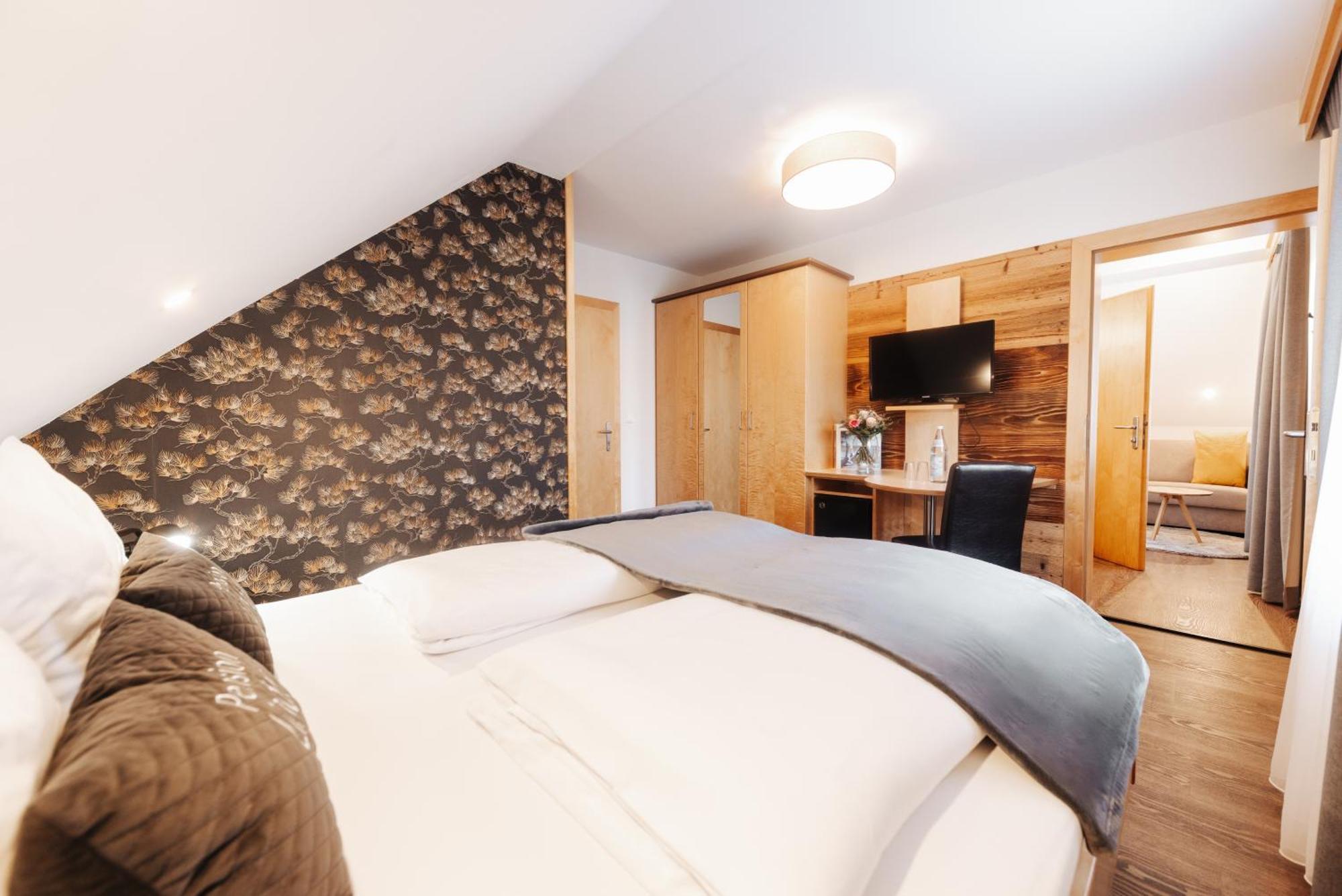 Linder Penzion 4*